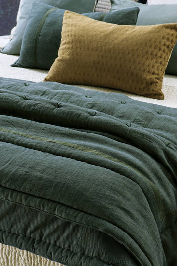 Bianca Lorenne - Luchesi - Storm Comforter / Eurocase and Cushion